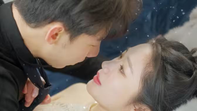 历总，夫人拒不离婚 第41-61集完结(大结局)